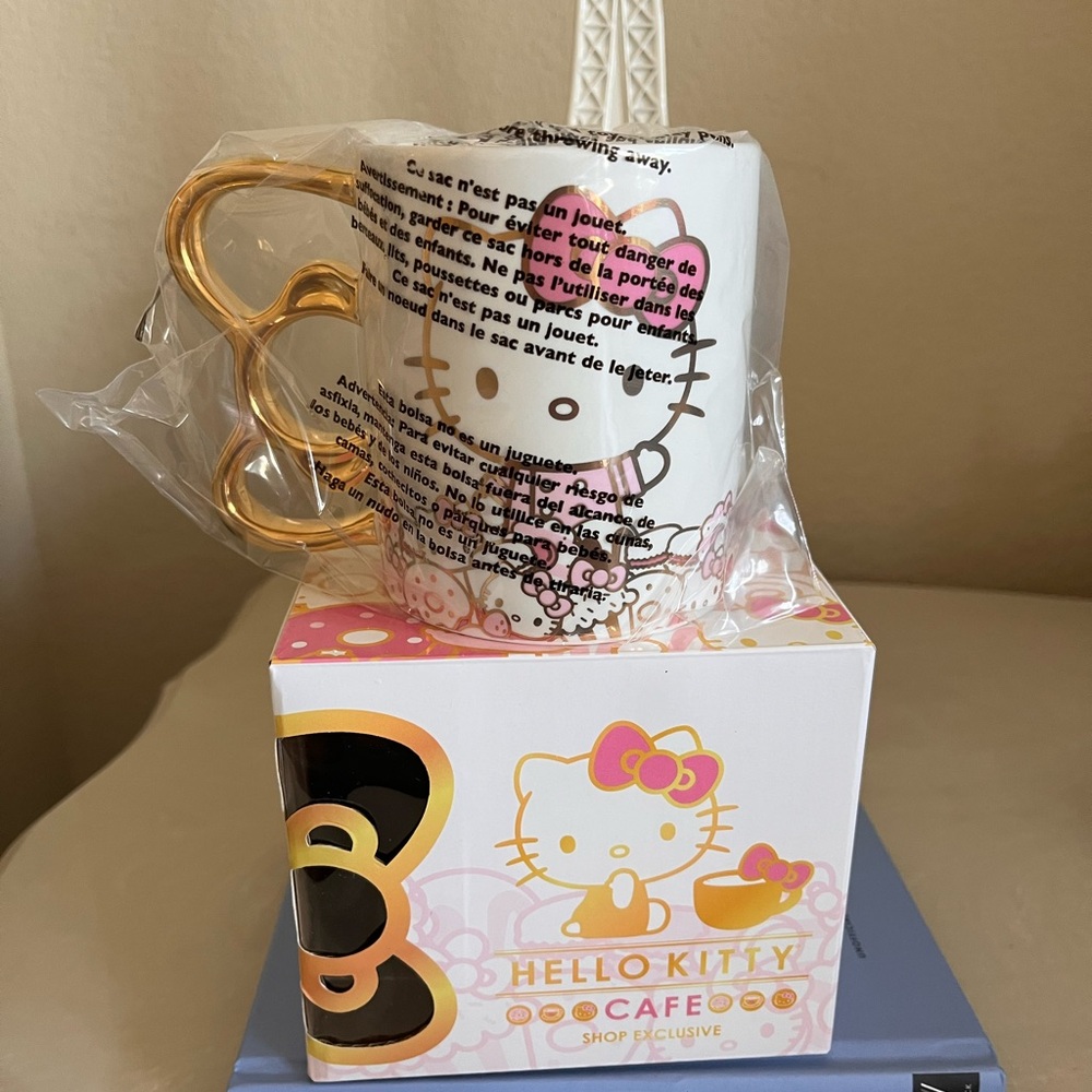 Hello Kitty Cafe Shop Exclusive Mug Brand New